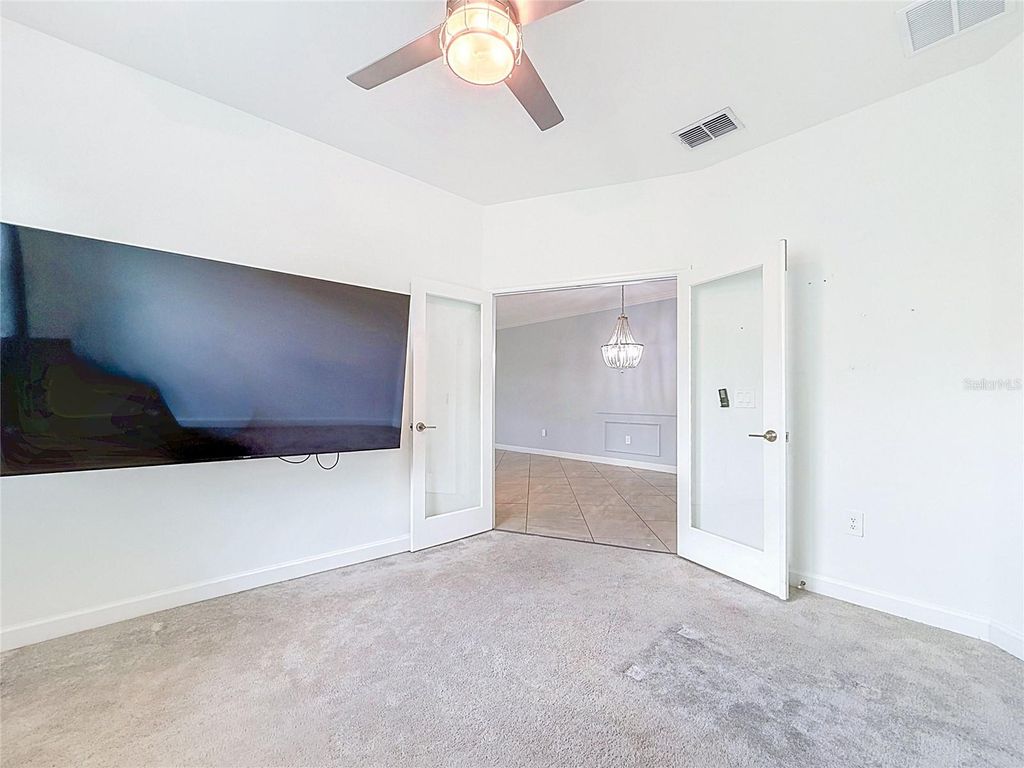 Image 61 of property listing at 5323 WHITE SAND COVE, Bradenton, FL 34211