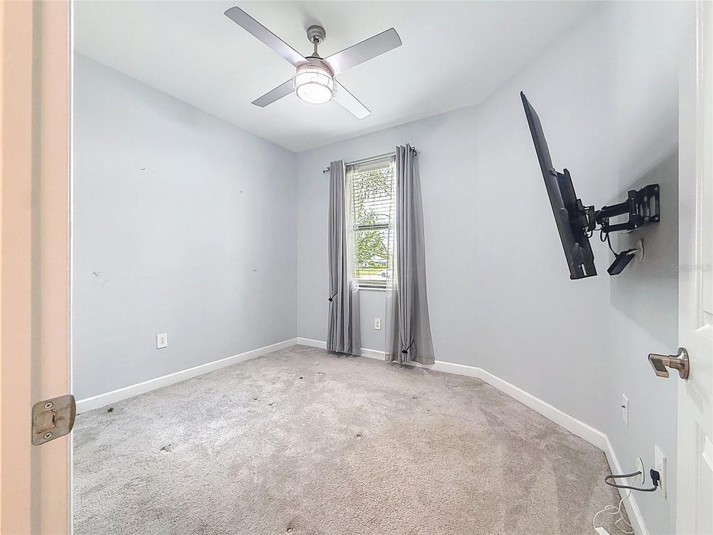Image 65 of property listing at 5323 WHITE SAND COVE, Bradenton, FL 34211