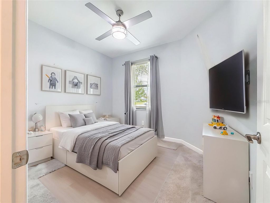 Image 66 of property listing at 5323 WHITE SAND COVE, Bradenton, FL 34211