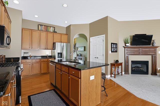 11864 Salerno Court, Carmel, IN 46032