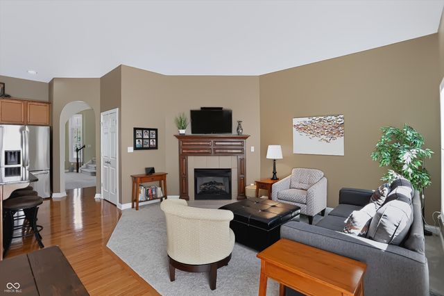 11864 Salerno Court, Carmel, IN 46032