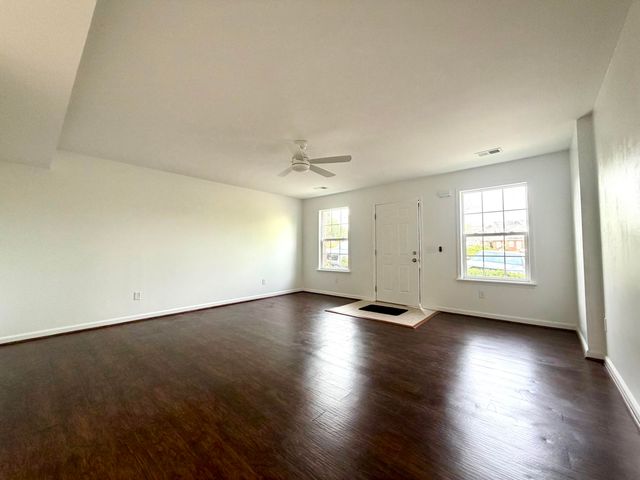 308 John Sutherland Drive, Nicholasville, KY 40356