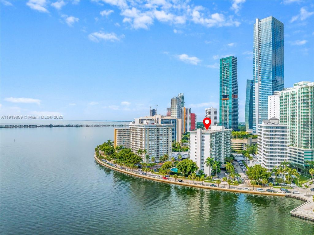 1408 Brickell Bay Dr 612, Miami, FL 33131