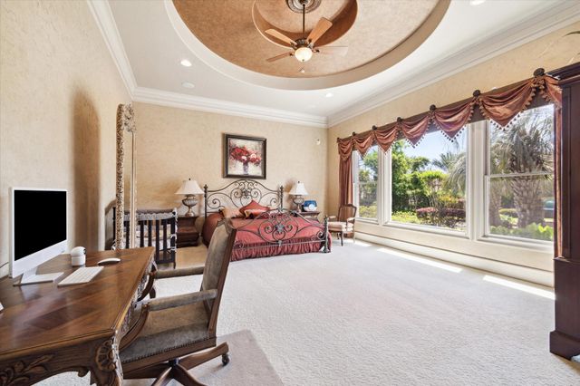 25 Kings Lake Estates Boulevard, Humble, TX 77346