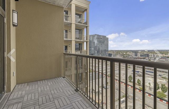 1510 Demonbreun St Apt 1205, Nashville, TN 37203