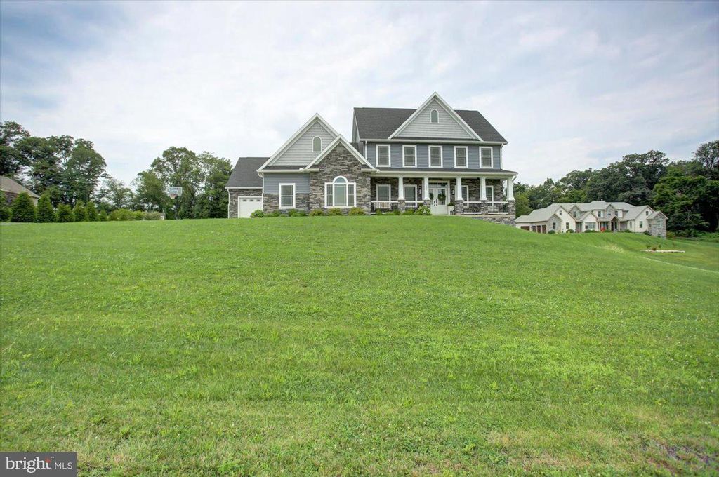 161 LINDMAN DRIVE, Chambersburg, PA 17201