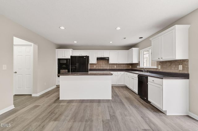 6 Spicewood Court, Durham, NC 27703