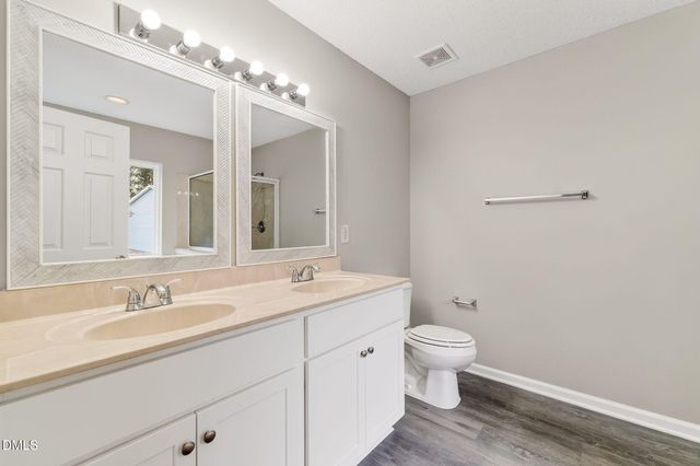 6 Spicewood Court, Durham, NC 27703