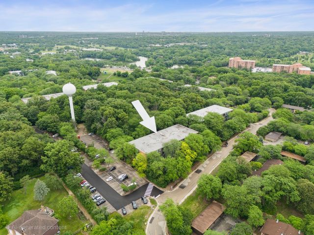 1833 Four Lakes Avenue 2A, Lisle, IL 60532