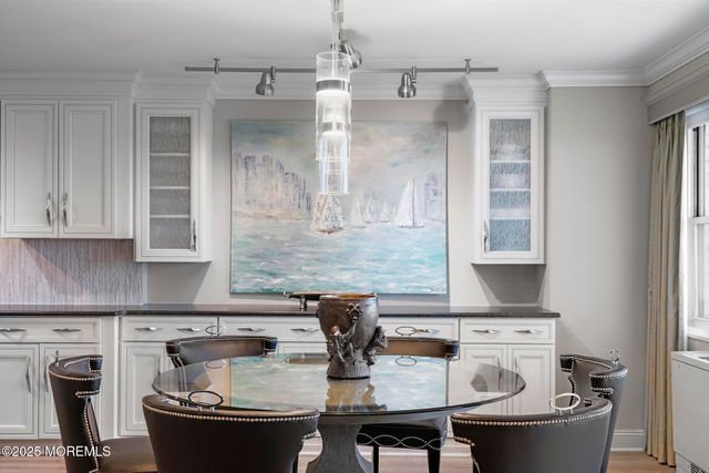 28 Riverside Avenue 10H, Red Bank, NJ 07701