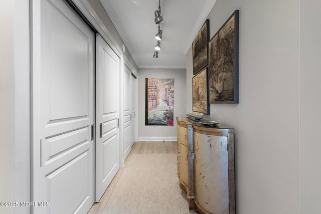 28 Riverside Avenue 10H, Red Bank, NJ 07701