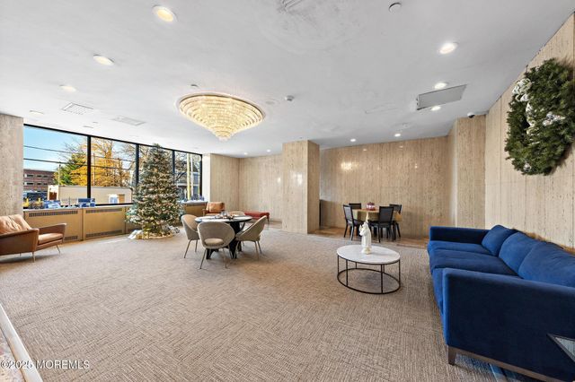 28 Riverside Avenue 10H, Red Bank, NJ 07701