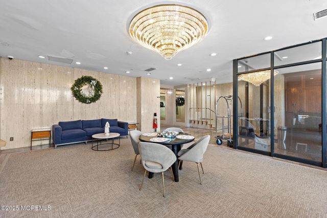 28 Riverside Avenue 10H, Red Bank, NJ 07701