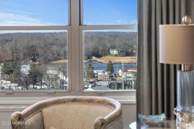 28 Riverside Avenue 10H, Red Bank, NJ 07701