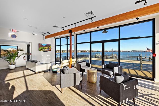 28 Riverside Avenue 10H, Red Bank, NJ 07701