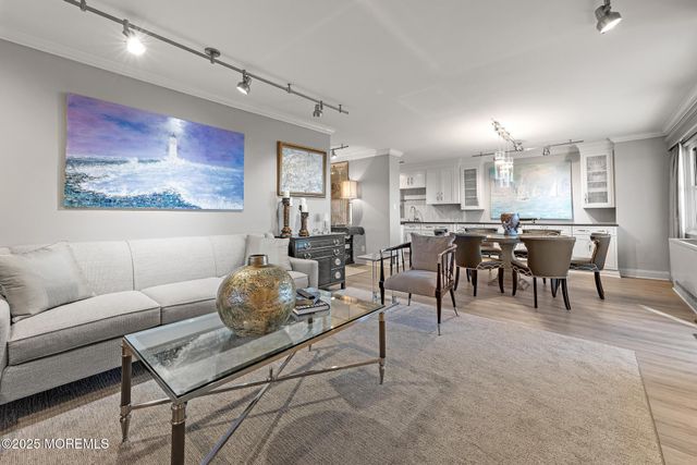 28 Riverside Avenue 10H, Red Bank, NJ 07701