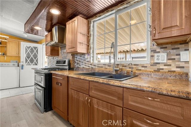 3050 W Ball 11, Anaheim, CA 92804