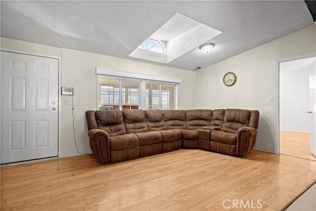 3050 W Ball 11, Anaheim, CA 92804