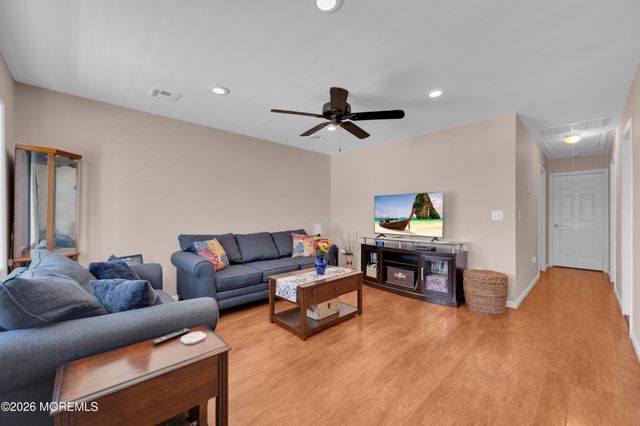 822 Prospect Avenue, Union Beach, NJ 07735
