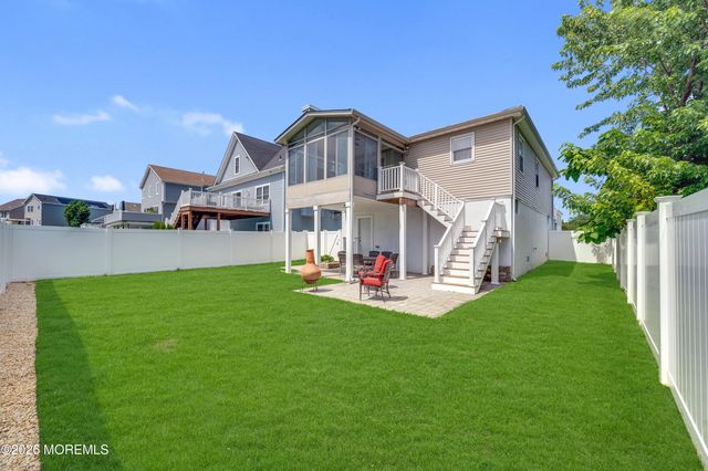 822 Prospect Avenue, Union Beach, NJ 07735