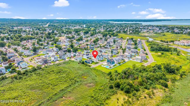 822 Prospect Avenue, Union Beach, NJ 07735