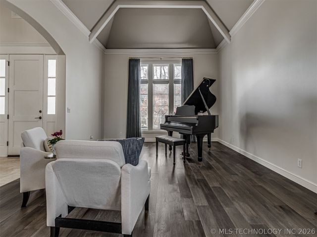 3661 S Lewis Avenue, Tulsa, OK 74105