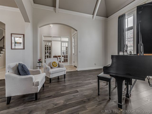 3661 S Lewis Avenue, Tulsa, OK 74105