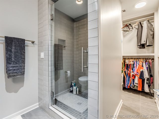 3661 S Lewis Avenue, Tulsa, OK 74105