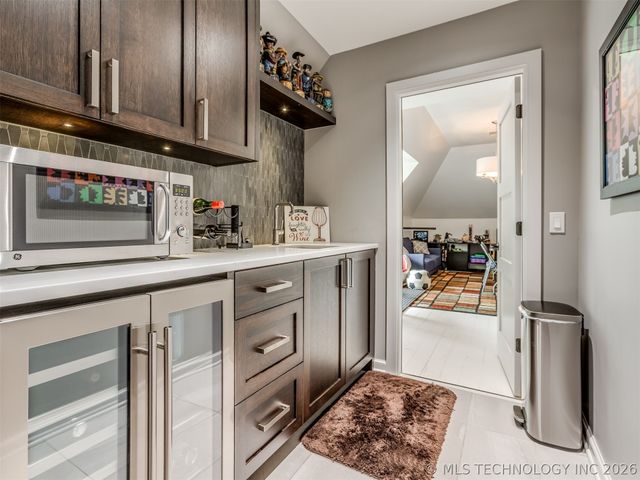 3661 S Lewis Avenue, Tulsa, OK 74105