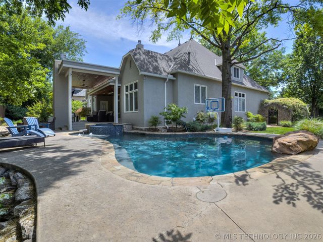 3661 S Lewis Avenue, Tulsa, OK 74105