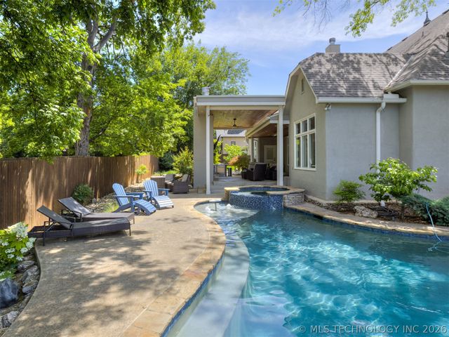 3661 S Lewis Avenue, Tulsa, OK 74105