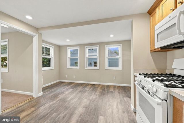 1815 W DUTTON MILL RD, Aston, PA 19014