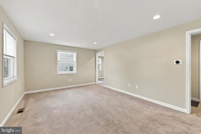 1815 W DUTTON MILL RD, Aston, PA 19014