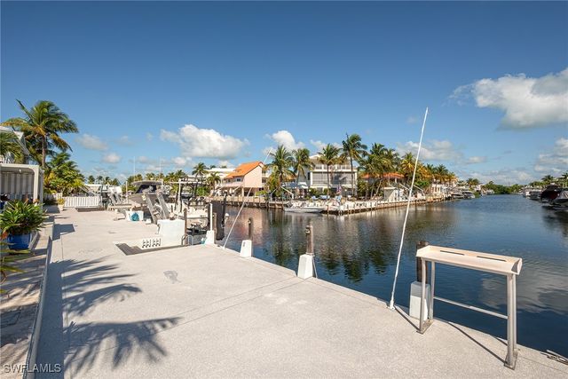 141 El Capitan DR, Islamorada, FL 33036