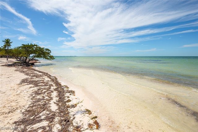 141 El Capitan DR, Islamorada, FL 33036