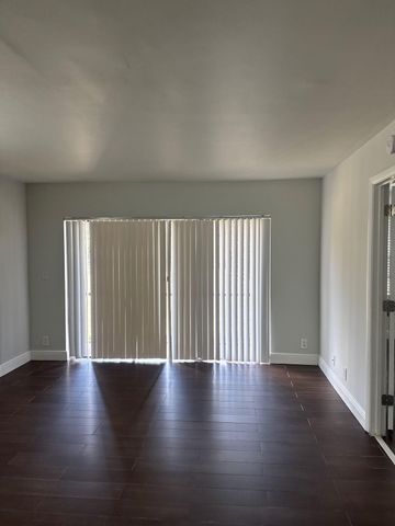 4885 LAKE ARJARO Drive 4819, West Palm Beach, FL 33407