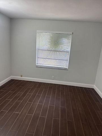 4885 LAKE ARJARO Drive 4819, West Palm Beach, FL 33407