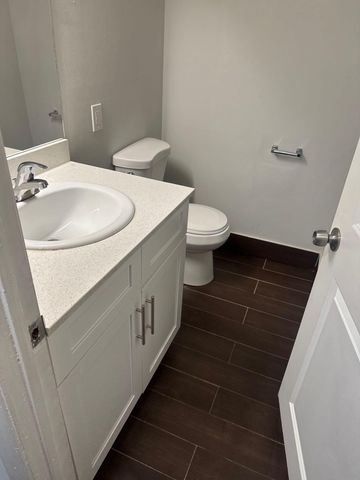 4885 LAKE ARJARO Drive 4819, West Palm Beach, FL 33407
