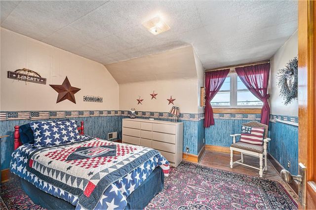 31 E Monroe (24 Hwy) Street, Buckner, MO 64016