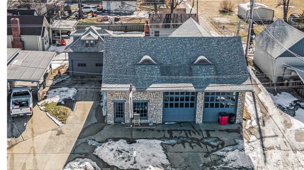 31 E Monroe (24 Hwy) Street, Buckner, MO 64016