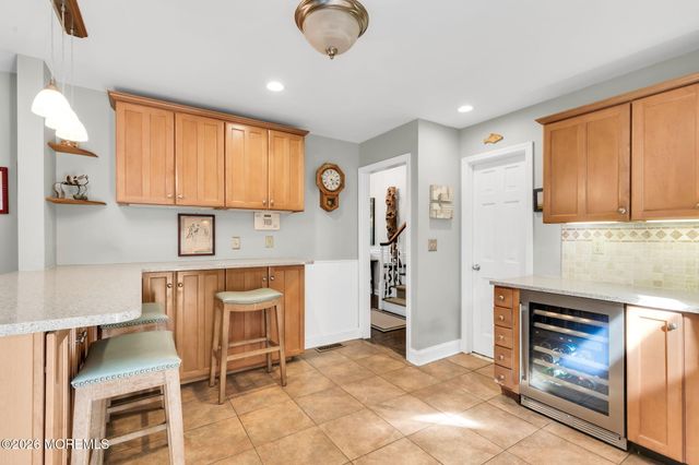 46 Oaklawn Road, Fair Haven, NJ 07704