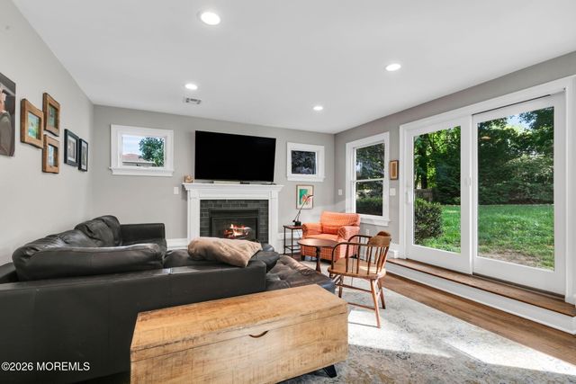 46 Oaklawn Road, Fair Haven, NJ 07704