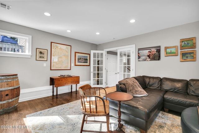 46 Oaklawn Road, Fair Haven, NJ 07704