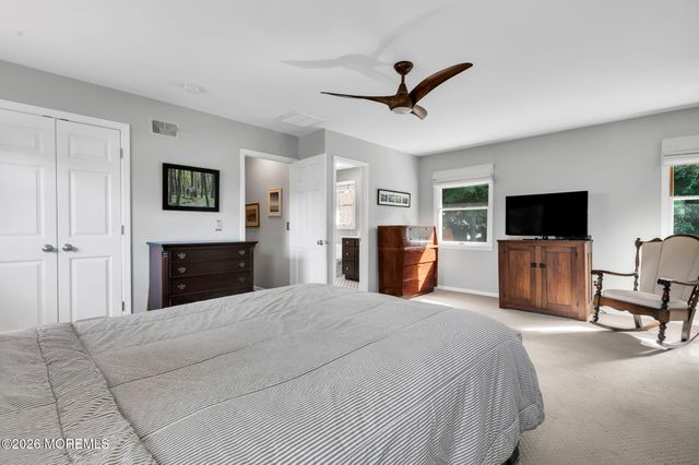 46 Oaklawn Road, Fair Haven, NJ 07704