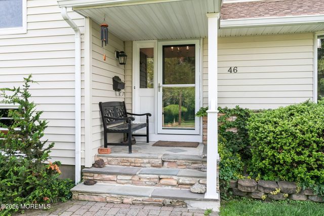 46 Oaklawn Road, Fair Haven, NJ 07704