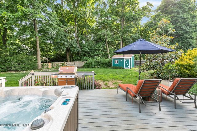 46 Oaklawn Road, Fair Haven, NJ 07704