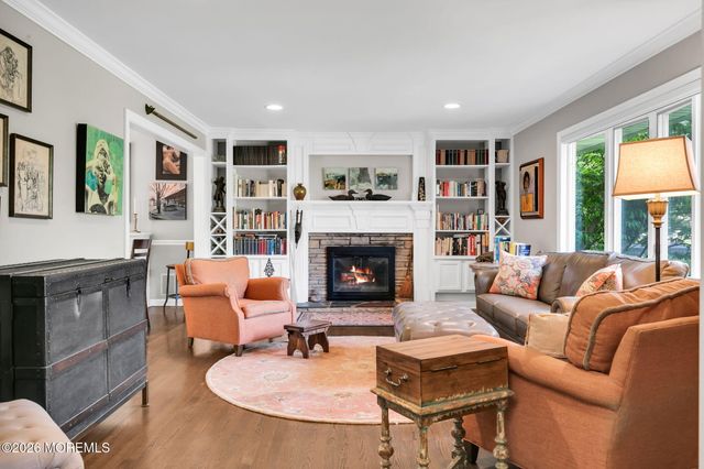 46 Oaklawn Road, Fair Haven, NJ 07704