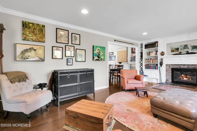 46 Oaklawn Road, Fair Haven, NJ 07704
