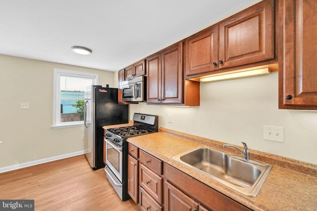 1044 E ACADEMY AVE, Glenolden, PA 19036