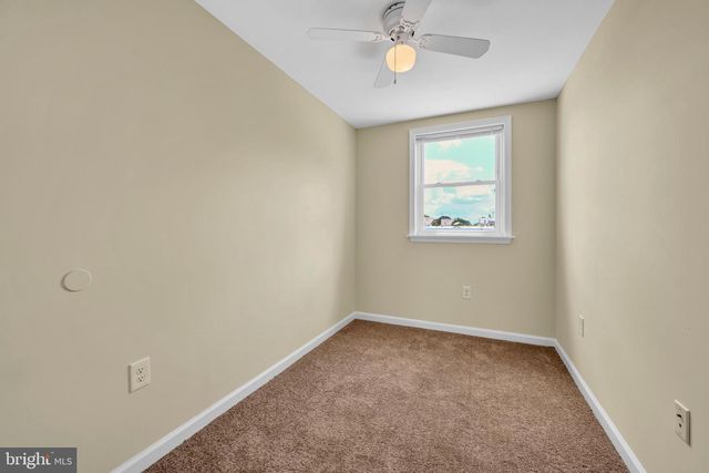 1044 E ACADEMY AVE, Glenolden, PA 19036